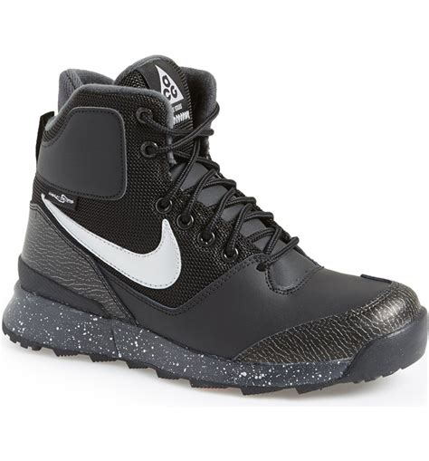 sneaker boots nike